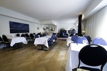 Grand Hotel