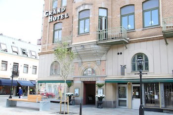 Grand Hotel