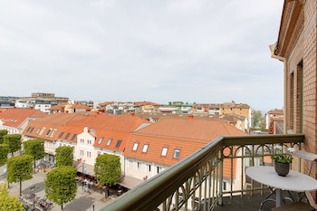 Grand Hotel