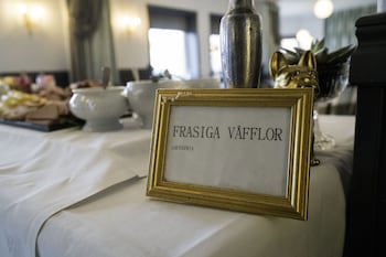 Grand Hotel