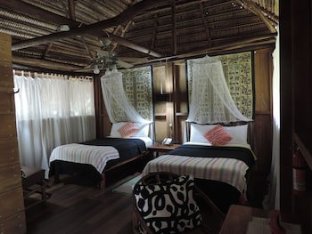 Creekside Oasis