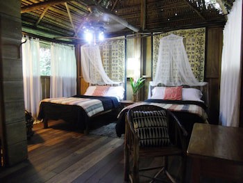 Creekside Oasis