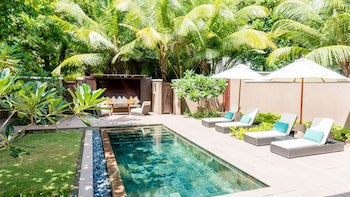 Constance Ephelia, Mahe