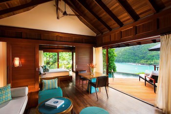Constance Ephelia, Mahe