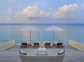 Anantara Kihavah Maldives Villas
