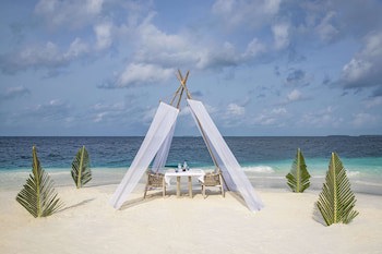 Anantara Kihavah Maldives Villas