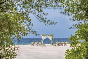 Anantara Kihavah Maldives Villas