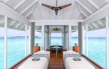 Anantara Kihavah Maldives Villas