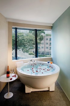D'hotel Singapore Managed By The Ascott Limited