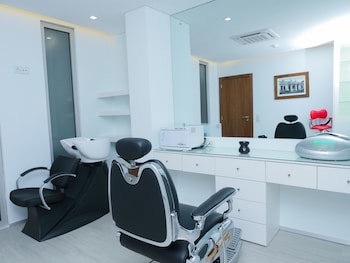 Afrin Prestige