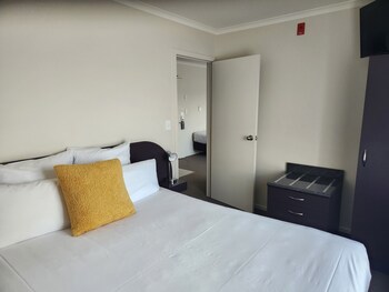 Bks Premier Motel Palmerston North