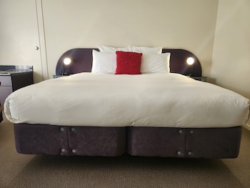 Bks Premier Motel Palmerston North