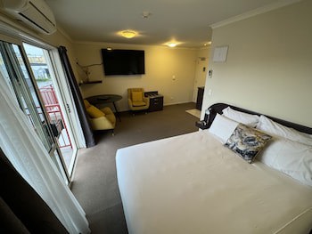Bks Premier Motel Palmerston North