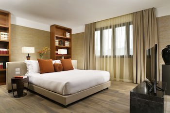 Milan Suite Hotel galeri fotoğrafı