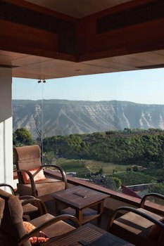 Brightland Resort & Spa