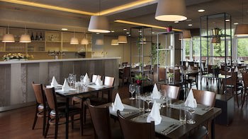 Pinia Hotel & Resort