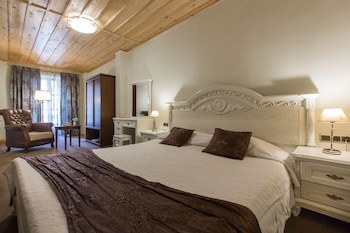 Dias Hotel