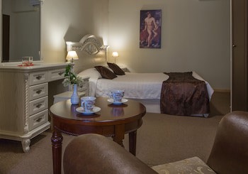 Dias Hotel