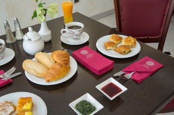 Dias Hotel