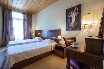 Dias Hotel