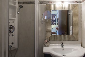 Dias Hotel