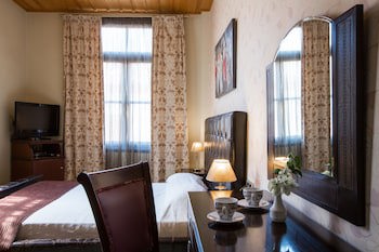 Dias Hotel