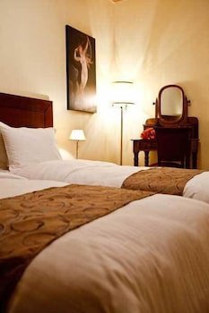 Dias Hotel