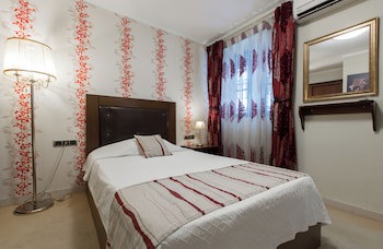 Dias Hotel
