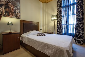 Dias Hotel