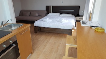 Parthenon Hotel fotoğrafı