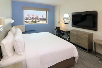 Holiday Inn Express Manzanillo, An Ihg Hotel