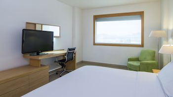 Holiday Inn Express Manzanillo, An Ihg Hotel