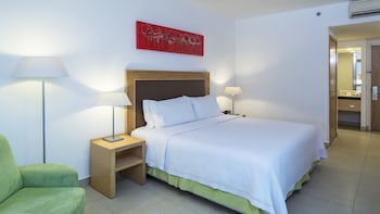 Holiday Inn Express Manzanillo, An Ihg Hotel