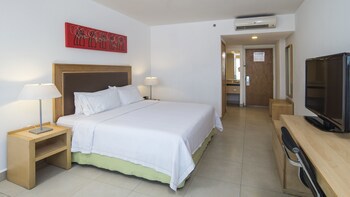 Holiday Inn Express Manzanillo, An Ihg Hotel