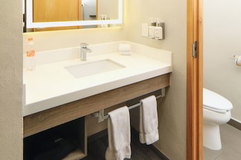 Holiday Inn Express Manzanillo, An Ihg Hotel
