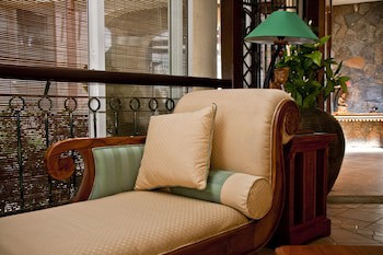 Aanari Hotel And Spa