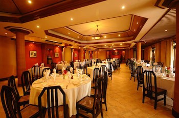 Aanari Hotel And Spa