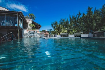 Aanari Hotel And Spa