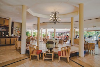 Aanari Hotel And Spa