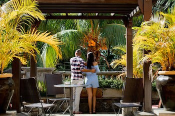 Aanari Hotel And Spa