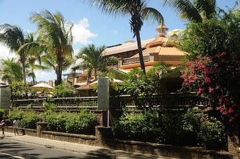Aanari Hotel And Spa