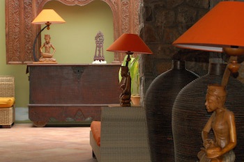 Aanari Hotel And Spa