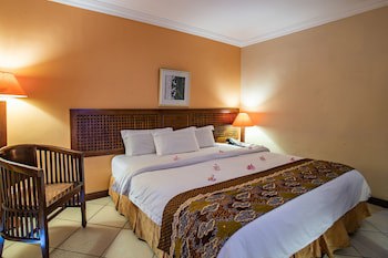 Aanari Hotel And Spa