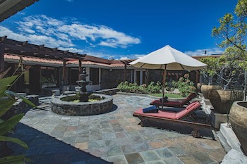 Aanari Hotel And Spa