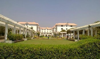 The Chariot Resort & Spa