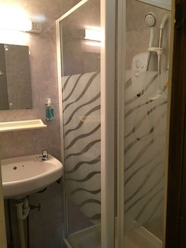 Edinburghhouse Hotel