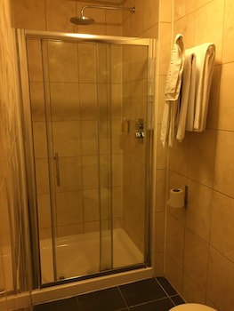 Edinburghhouse Hotel