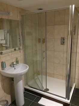 Edinburghhouse Hotel