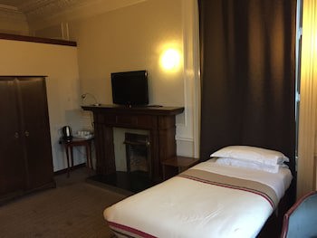 Edinburghhouse Hotel