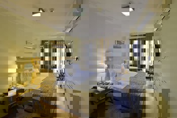 Agora Life Hotel - Special Class